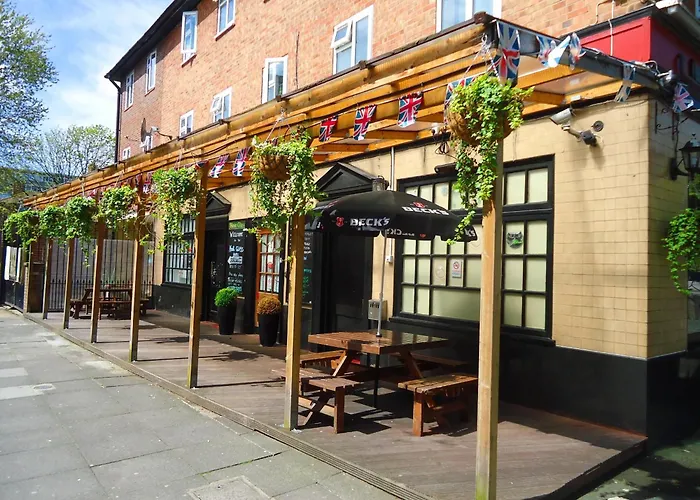 Hour Glass Hotel London